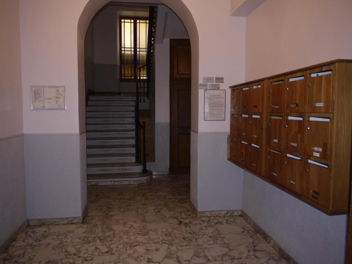 Barla 3 - A Spacious One Bedroom Apartment Near Place Garibaldi ニース エクステリア 写真